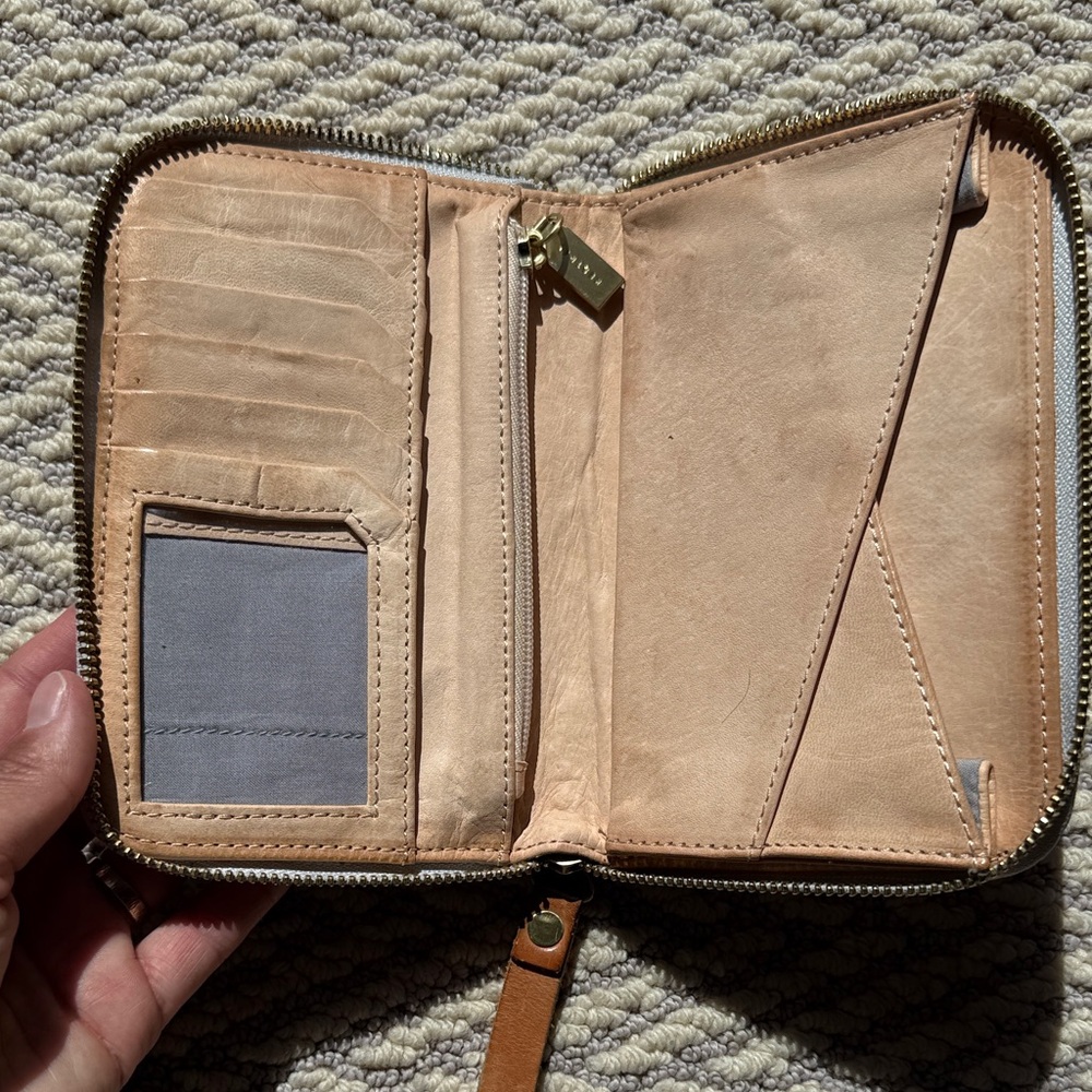 Stylish Geometric Pattern Wallet - Picture 3 of 4